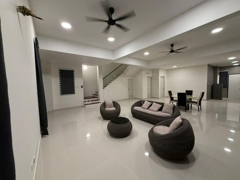 Rumah Berkembar untuk Disewa di Taman Sutera Utama (Skudai) - Max Ng - Living Room - PropertyGuru.com.my