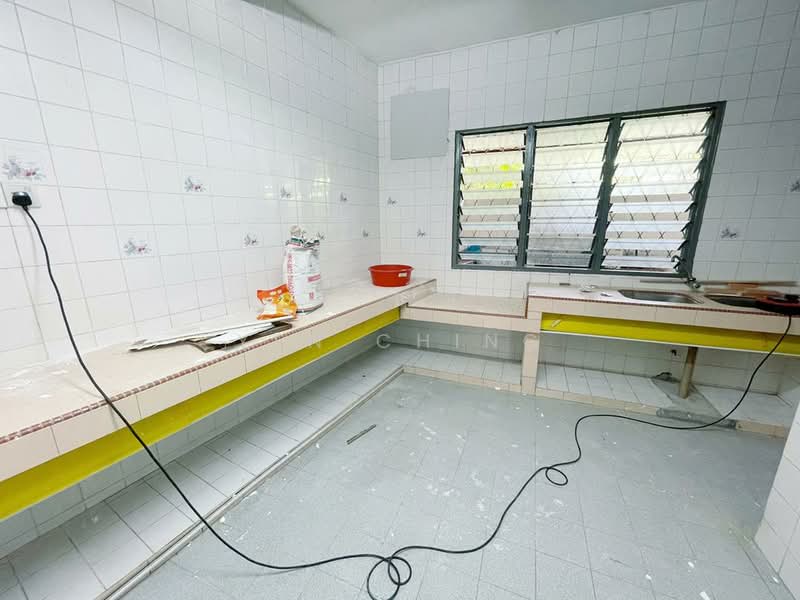 Rumah Teres 2 Tingkat untuk Dijual di Bandar Menjalara (Kuala Lumpur) - Yen Ching - Kitchen - PropertyGuru.com.my