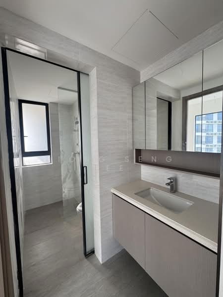 Service Residence for Sale at Baron Residence @ Lake City - Tiong Seng Lee - Bathroom - PropertyGuru.com.my