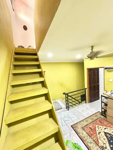 Rumah Teres 2 Tingkat untuk Dijual di Taman Bukit Mewah (Tampoi) - Erness Tan - Interior - PropertyGuru.com.my