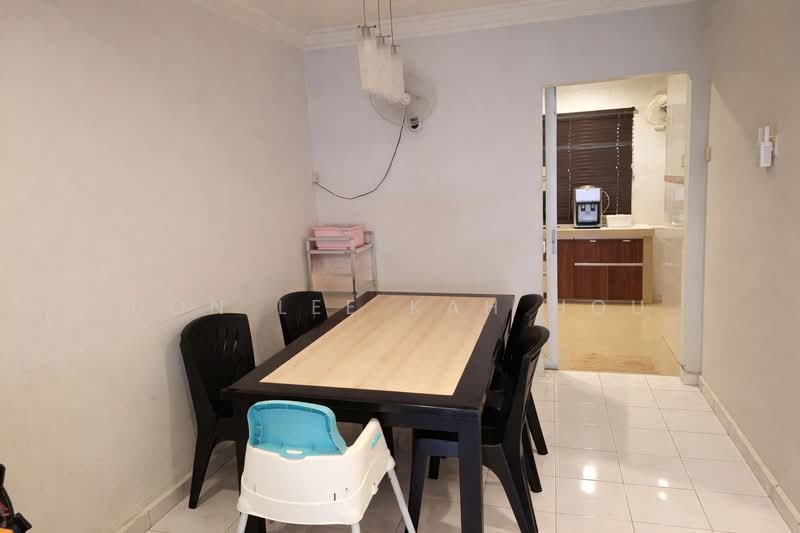 Rumah Teres 2 Tingkat untuk Dijual di Seri Kembangan (Selangor) - Don Lee Kah Hou - Dining Room - PropertyGuru.com.my