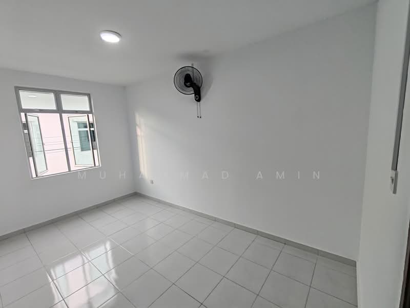 3-storey Terraced House for Rent in Rawang (Selangor) - Muhammad Amin - Interior - PropertyGuru.com.my