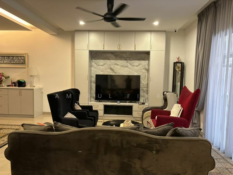 2-storey Terraced House for Rent in Cyberjaya (Selangor) - Amirul Fikry Zulkifly - Living Room - PropertyGuru.com.my
