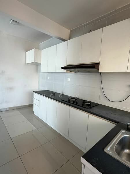 Service Residence for Sale at Larkin Heights - Yucong . - Kitchen - PropertyGuru.com.my