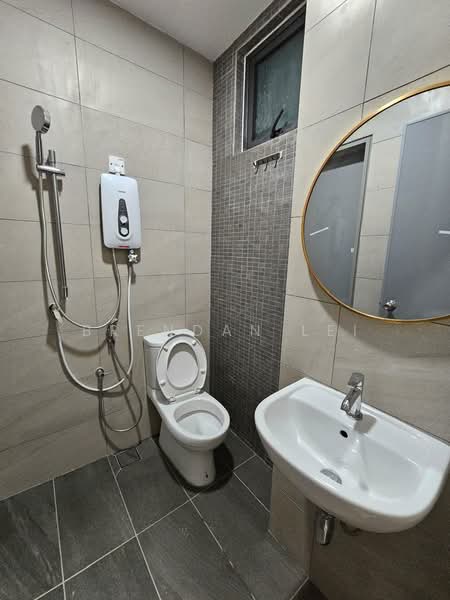 Apartment for Rent at D7 (D'Seven Lagoon Perdana) - Brendan Lei - Bathroom - PropertyGuru.com.my