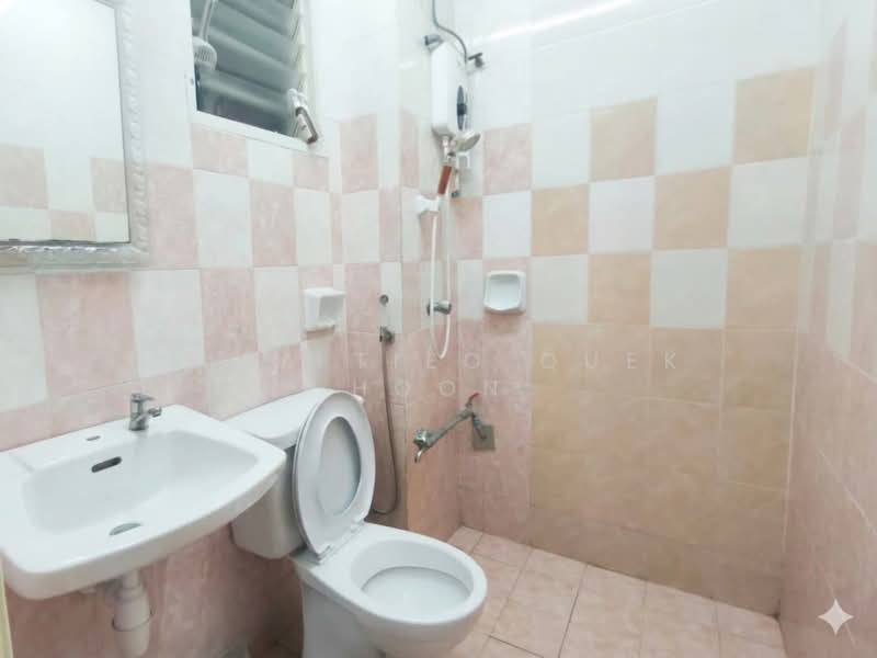 Terraced House for Sale in Bandar Botanic (Klang) - Liza Tieo Quek Hoon - Bathroom - PropertyGuru.com.my