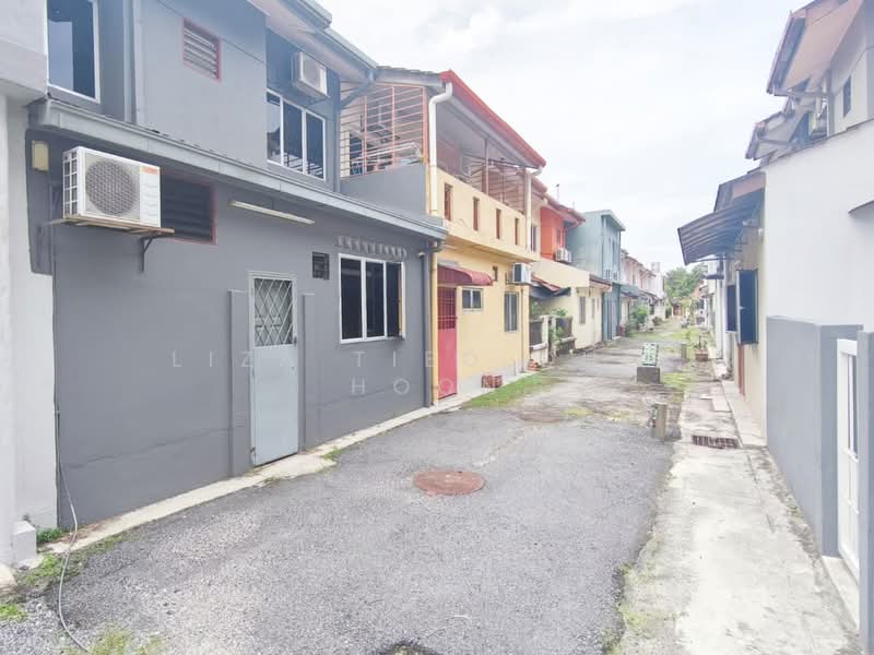 Terraced House for Sale in Bandar Botanic (Klang) - Liza Tieo Quek Hoon - Exterior - PropertyGuru.com.my