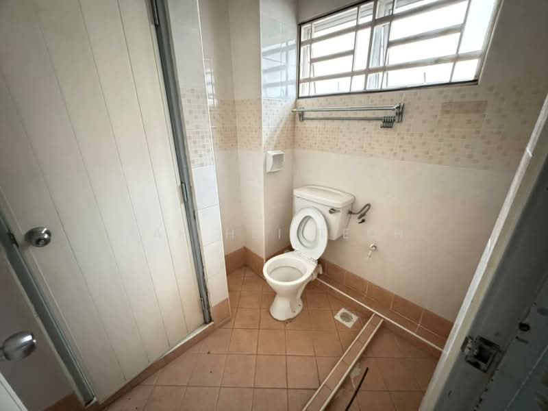 Rumah Teres 2 Tingkat untuk Dijual di Taman Seri Impian (Bukit Mertajam) - Kah Hui Teoh - Bathroom - PropertyGuru.com.my