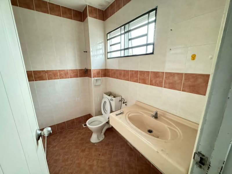Rumah Teres 2 Tingkat untuk Dijual di Taman Seri Impian (Bukit Mertajam) - Kah Hui Teoh - Bathroom - PropertyGuru.com.my