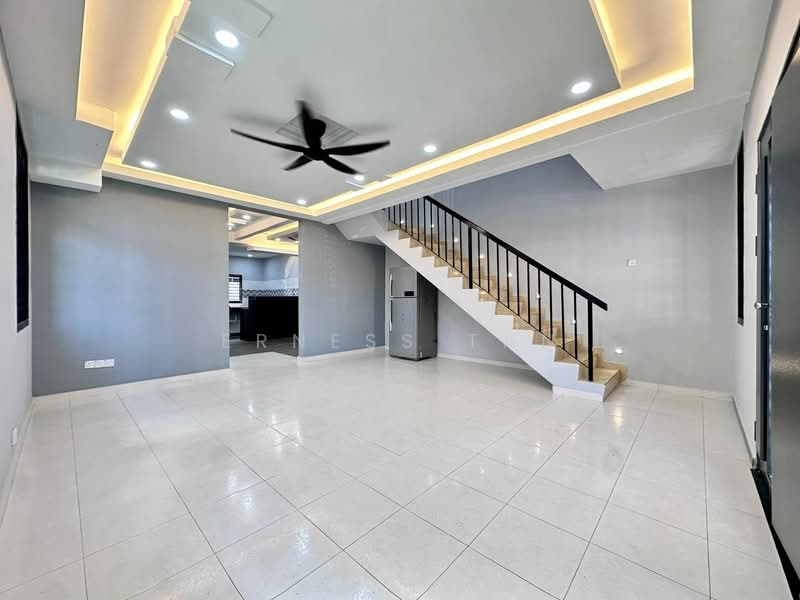 2-storey Terraced House for Sale in Bukit Indah (Iskandar Puteri (Nusajaya)) - Erness Tan - Living Room - PropertyGuru.com.my