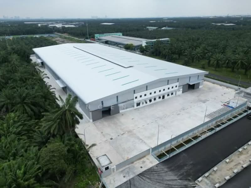 Detached Factory for Rent in Kampung Teluk Mengkuang (Telok Panglima Garang) - Vincent Lee - Exterior - PropertyGuru.com.my