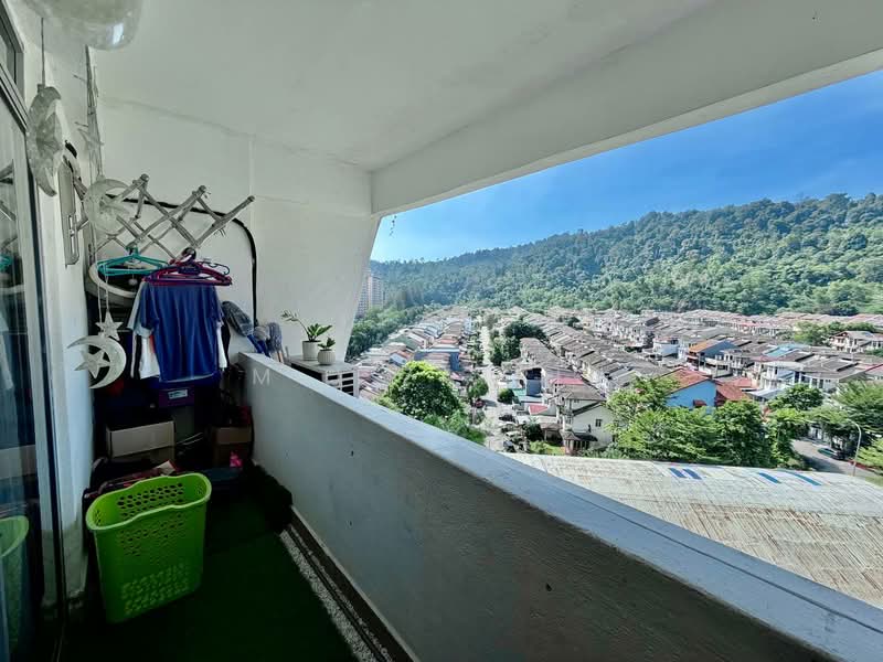Kondominium untuk Dijual di Sinaran Ukay Residence - M.J Zairin - Balcony - PropertyGuru.com.my