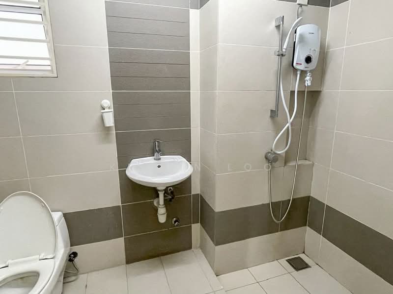 Kondominium untuk Dijual di Saville @ The Park - Kelvin Loo - Bathroom - PropertyGuru.com.my