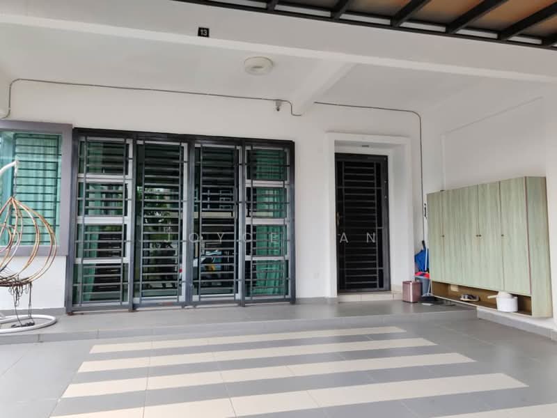 Rumah Kluster untuk Disewa di Taman Nusa Bestari (Iskandar Puteri (Nusajaya)) - Joyce Tan - Car Porch - PropertyGuru.com.my