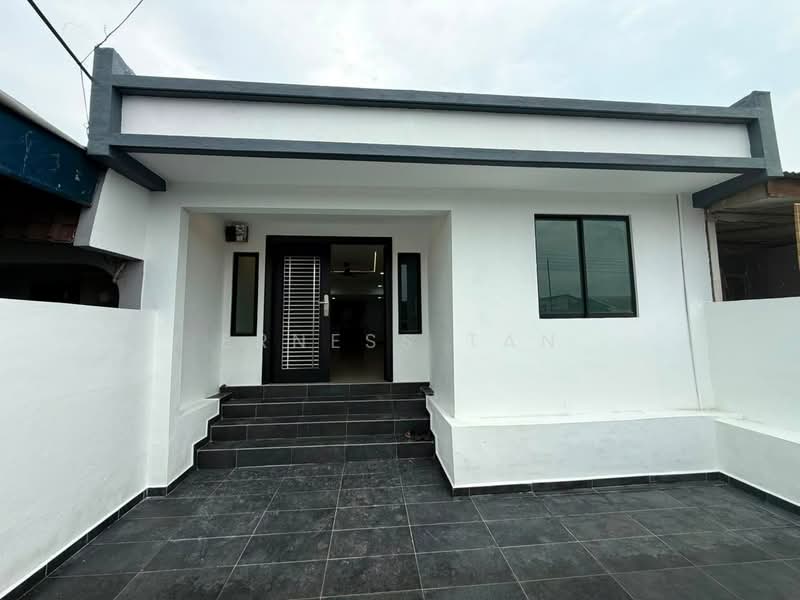1-storey Terraced House for Sale in Taman Sri Skudai (Skudai) - Erness Tan - Exterior - PropertyGuru.com.my