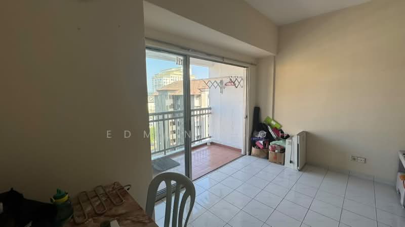 Kondominium untuk Dijual di South City (Perdana Selatan) Block C - Edmund Goh - Balcony - PropertyGuru.com.my