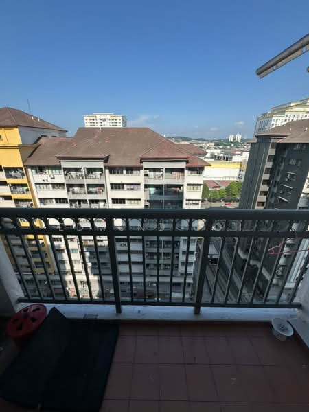 Kondominium untuk Dijual di South City (Perdana Selatan) Block C - Edmund Goh - Balcony - PropertyGuru.com.my