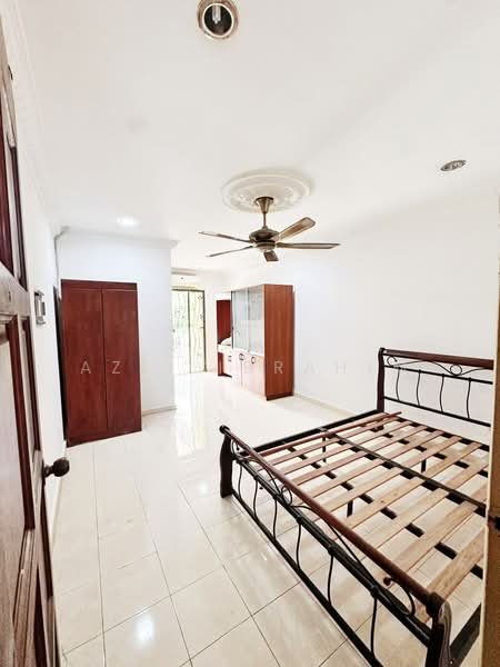 2-storey Terraced House for Sale in Seksyen 19 (Shah Alam) - Azli Ibrahim - Bedroom - PropertyGuru.com.my