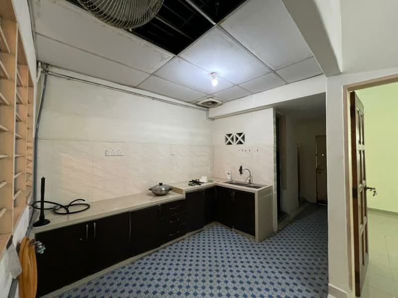 1-storey Terraced House for Sale in Gelugor (Penang) - Ben Lee - Kitchen - PropertyGuru.com.my