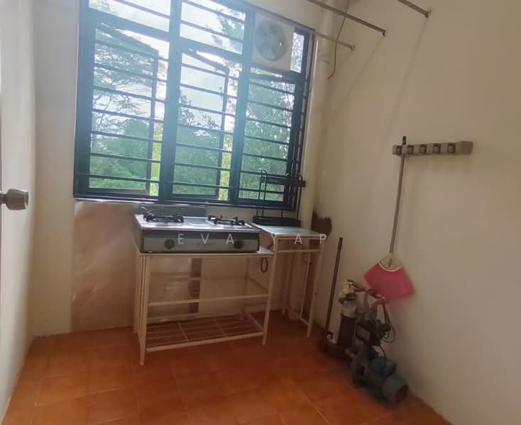 Apartment for Sale at SD Tiara Apartment - Eva Yap - Kitchen - PropertyGuru.com.my