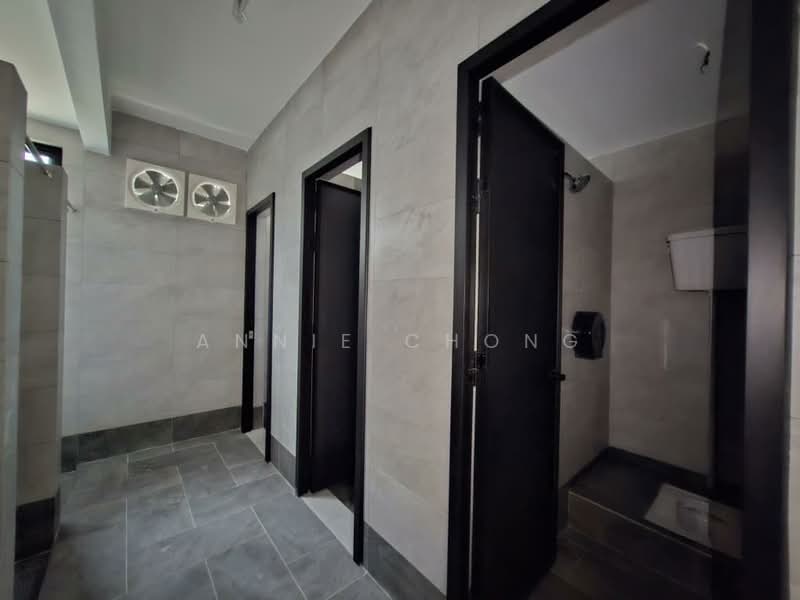 Warehouse for Rent in Kampung Sri Cheeding (Jenjarom) - Annie Chong - Bathroom - PropertyGuru.com.my