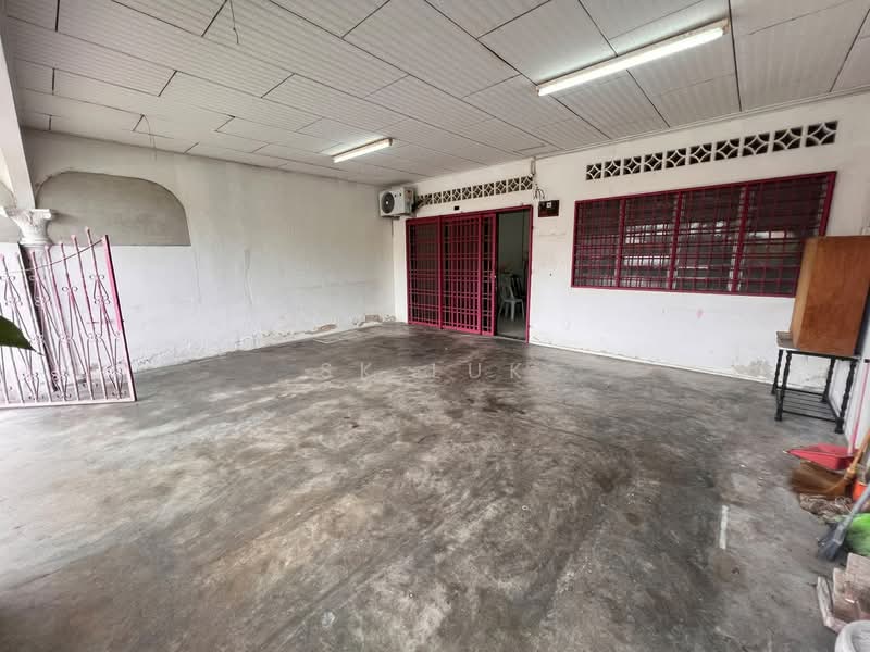 Rumah Teres 1 Tingkat untuk Dijual di Hulu Bernam Barat (Perak) - SK Luk - Exterior - PropertyGuru.com.my