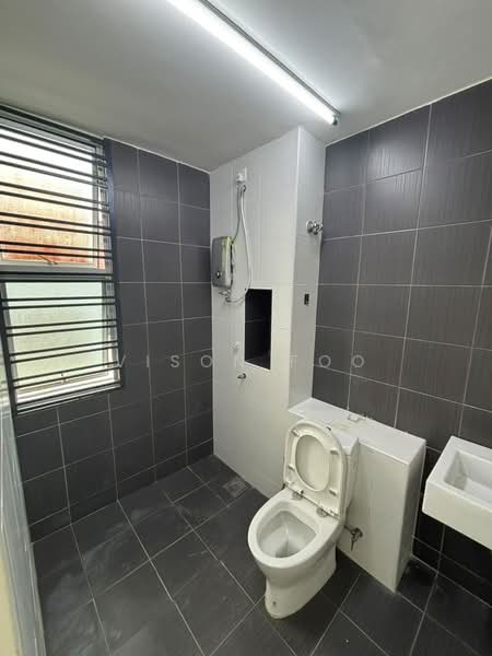 Terraced House for Rent in Masai (Johor) - Vison Foo - Bathroom - PropertyGuru.com.my