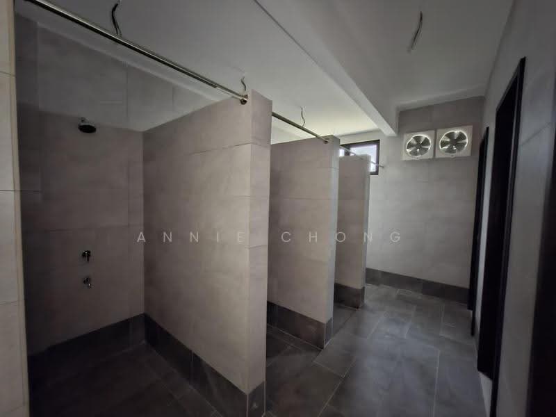Gudang untuk Dijual di Kampung Sri Cheeding (Jenjarom) - Annie Chong - Bathroom - PropertyGuru.com.my