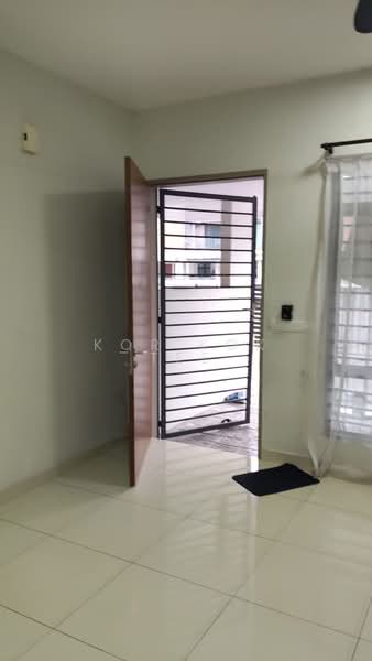 Rumah Bandar untuk Disewa di Taman Putra Perdana (Puchong) - Kor Kok Tee - Entrance - PropertyGuru.com.my