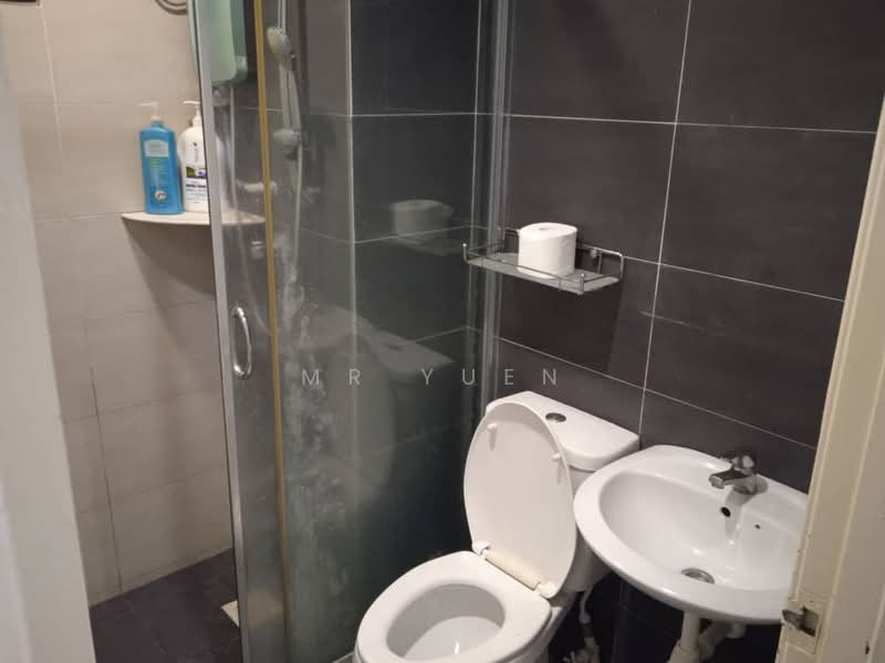 Kondominium untuk Disewa di Kinta Riverfront Hotel & Suites - Mr Yuen - Bathroom - PropertyGuru.com.my