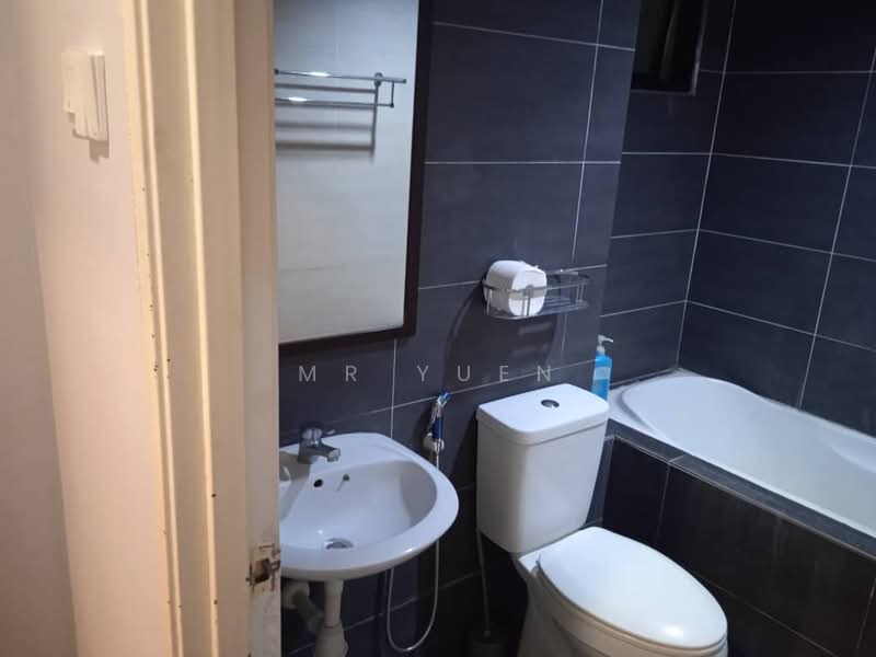 Kondominium untuk Disewa di Kinta Riverfront Hotel & Suites - Mr Yuen - Bathroom - PropertyGuru.com.my