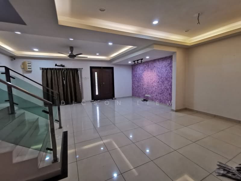 Terraced House for Sale in Bukit Rahman Putra (Sungai Buloh) - Dicson Liew - Living Room - PropertyGuru.com.my