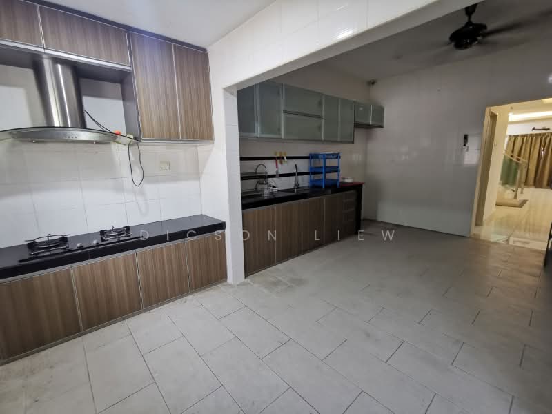 Terraced House for Sale in Bukit Rahman Putra (Sungai Buloh) - Dicson Liew - Kitchen - PropertyGuru.com.my