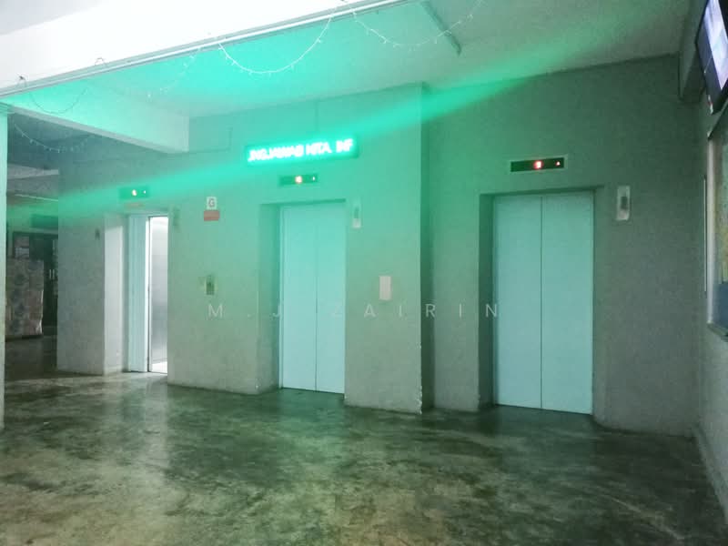 Apartment for Sale at Pangsapuri Permai Puteri - M.J Zairin - Lobby - PropertyGuru.com.my