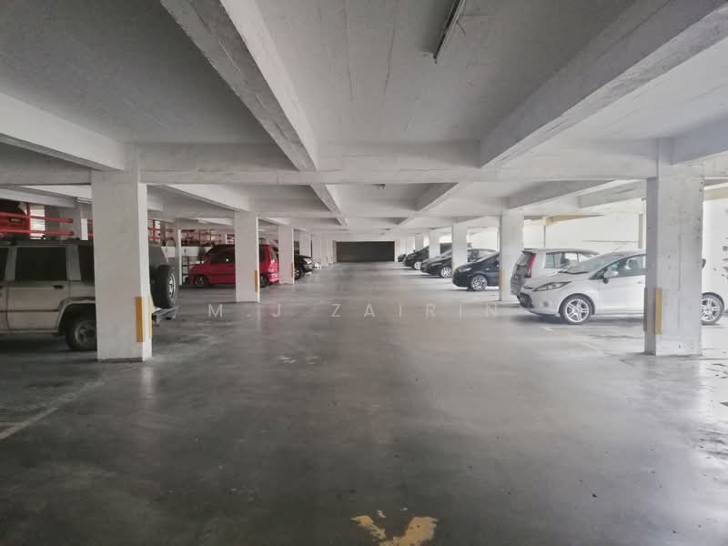 Apartment for Sale at Pangsapuri Permai Puteri - M.J Zairin - Car Park - PropertyGuru.com.my