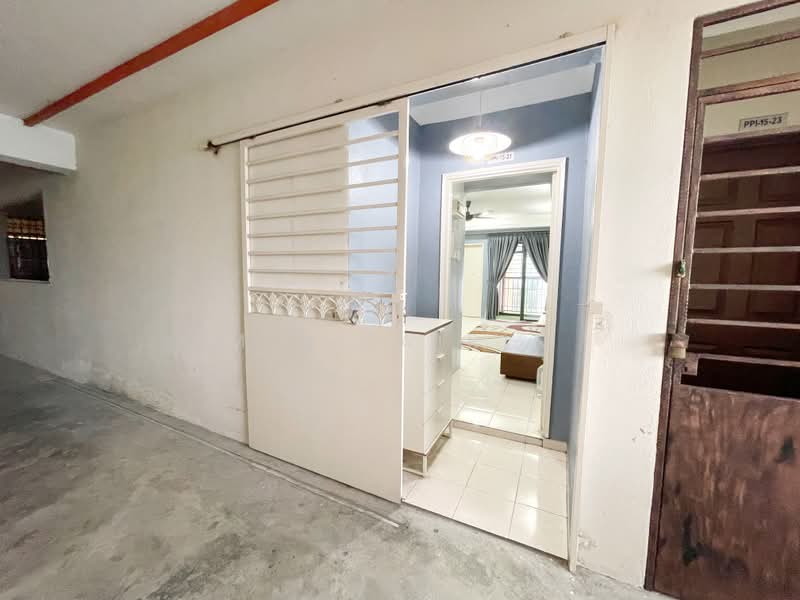 Apartment for Sale at Pangsapuri Permai Puteri - M.J Zairin - Entrance - PropertyGuru.com.my