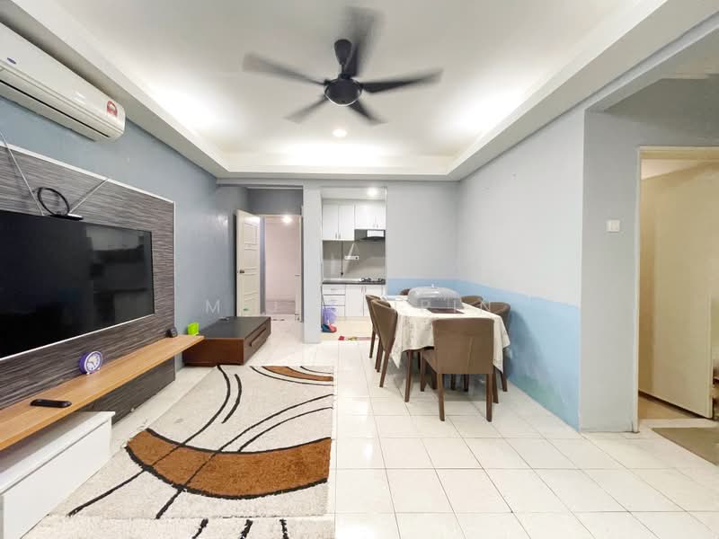 Apartment for Sale at Pangsapuri Permai Puteri - M.J Zairin - Living Room - PropertyGuru.com.my