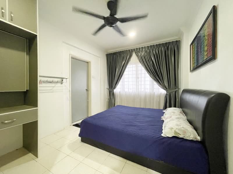 Apartment for Sale at Pangsapuri Permai Puteri - M.J Zairin - Bedroom - PropertyGuru.com.my