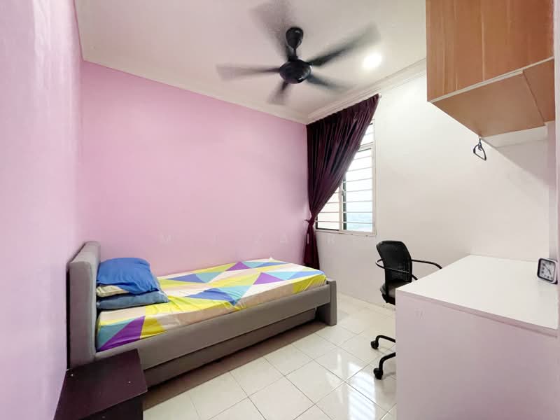 Apartment for Sale at Pangsapuri Permai Puteri - M.J Zairin - Bedroom - PropertyGuru.com.my