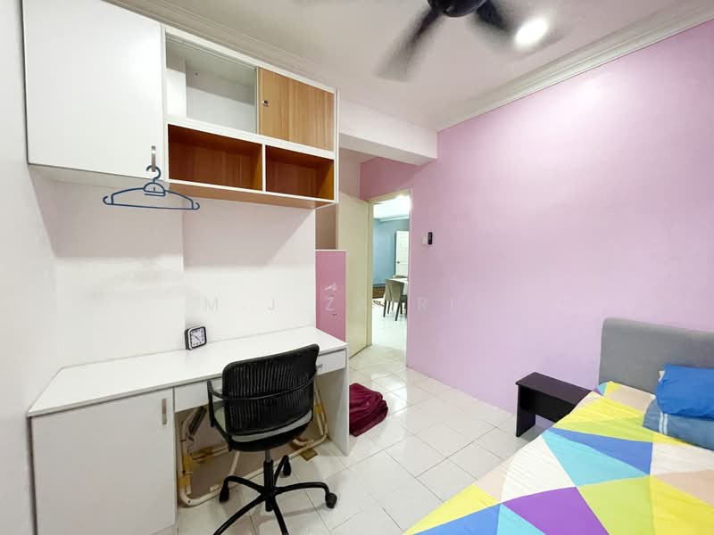 Apartment for Sale at Pangsapuri Permai Puteri - M.J Zairin - Bedroom - PropertyGuru.com.my