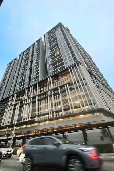 Service Residence for Sale at AraTre' Residences - Bee Kim - Exterior - PropertyGuru.com.my