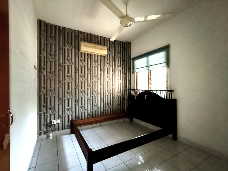 Apartment for Sale at Pangsapuri Sri Kemuning - John Lee - Bedroom - PropertyGuru.com.my