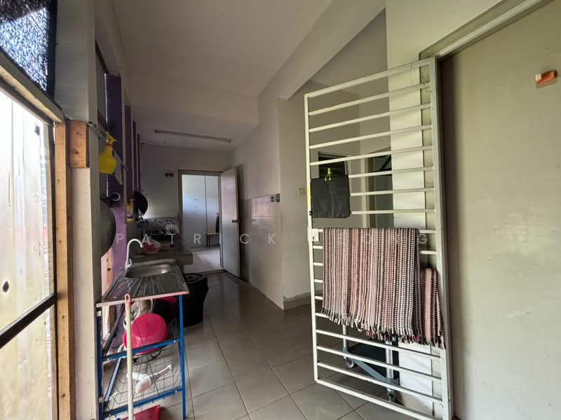 2-storey Terraced House for Sale in Bandar Seri Coalfields (Ijok) - Patrick Leong - Kitchen - PropertyGuru.com.my