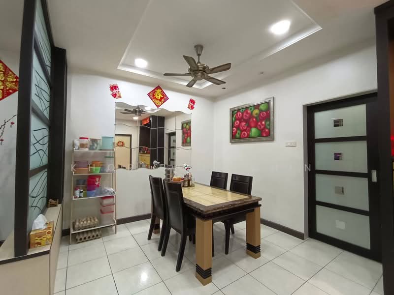 2.5-storey Terraced House for Sale in Taman Tun Hussein Onn (Perai) - Khor Boon Chin - Dining Room - PropertyGuru.com.my