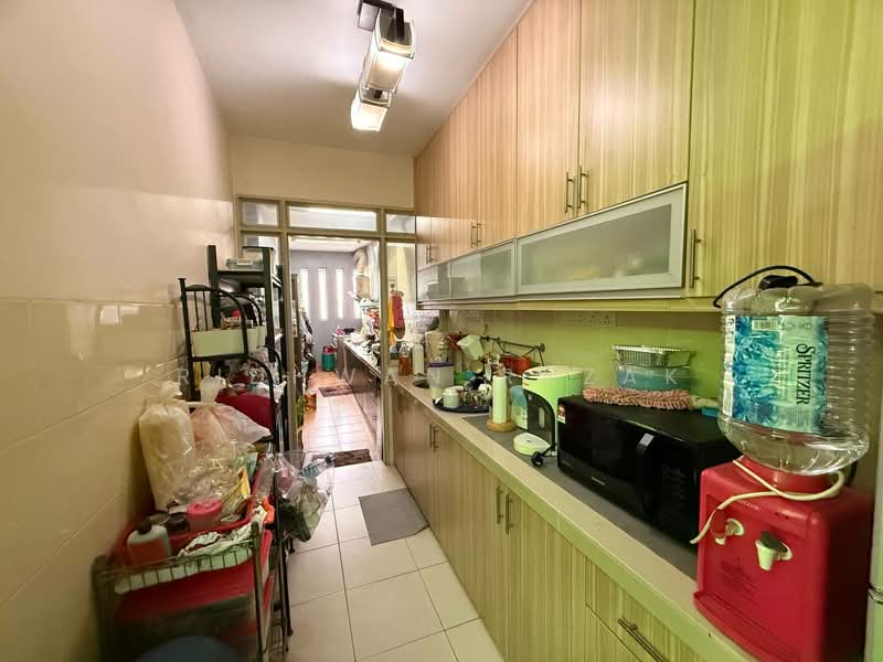 Condominium for Sale at Platinum Lake PV 13 - Ridhwan Razak - Kitchen - PropertyGuru.com.my