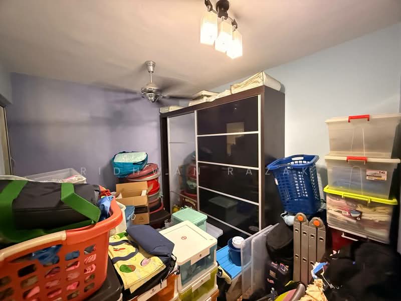 Condominium for Sale at Platinum Lake PV 13 - Ridhwan Razak - Bedroom - PropertyGuru.com.my