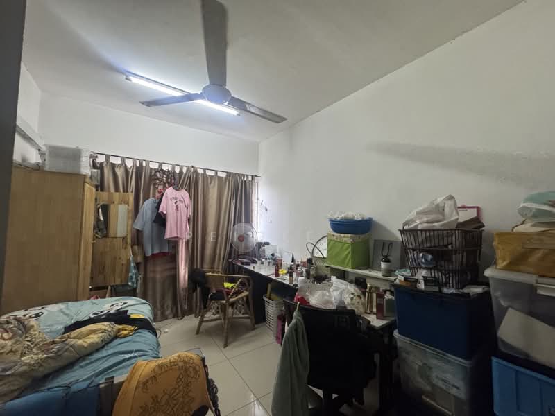 Condominium for Sale at 1 Razak Mansion - PeiGee . - Bedroom - PropertyGuru.com.my