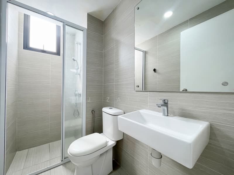 Servis Apartment untuk Dijual di Serviced Residence @ Fera Residence @ The Quartz WM - M.J Zairin - Bathroom - PropertyGuru.com.my