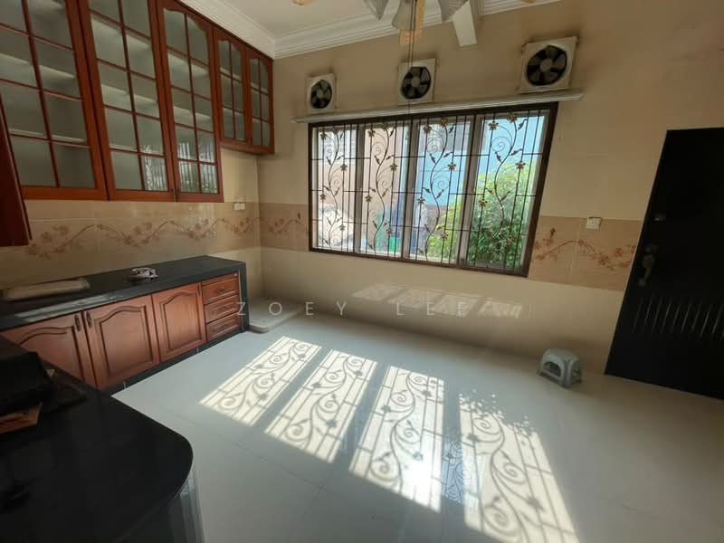 2-storey Terraced House for Sale in Taman Impian Emas (Skudai) - Zoey Lee - Kitchen - PropertyGuru.com.my