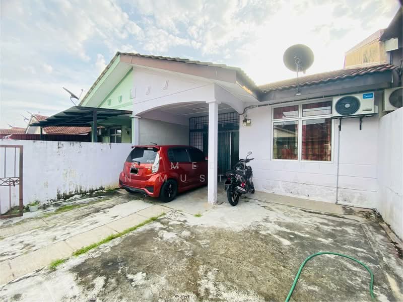 Rumah Teres untuk Dijual di Bandar Baru Nilai (Nilai) - Muhammed Nazri bin Mustapha - Exterior - PropertyGuru.com.my
